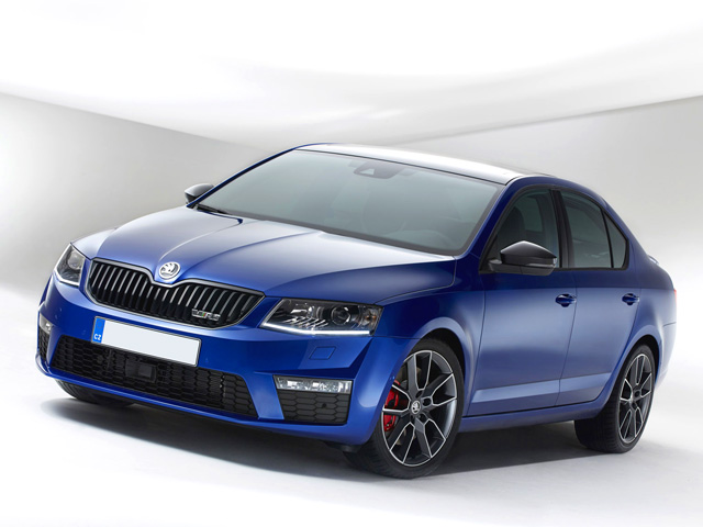 immagine automobile skoda octavia-berlina
