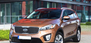 immagine automobile kia sorento